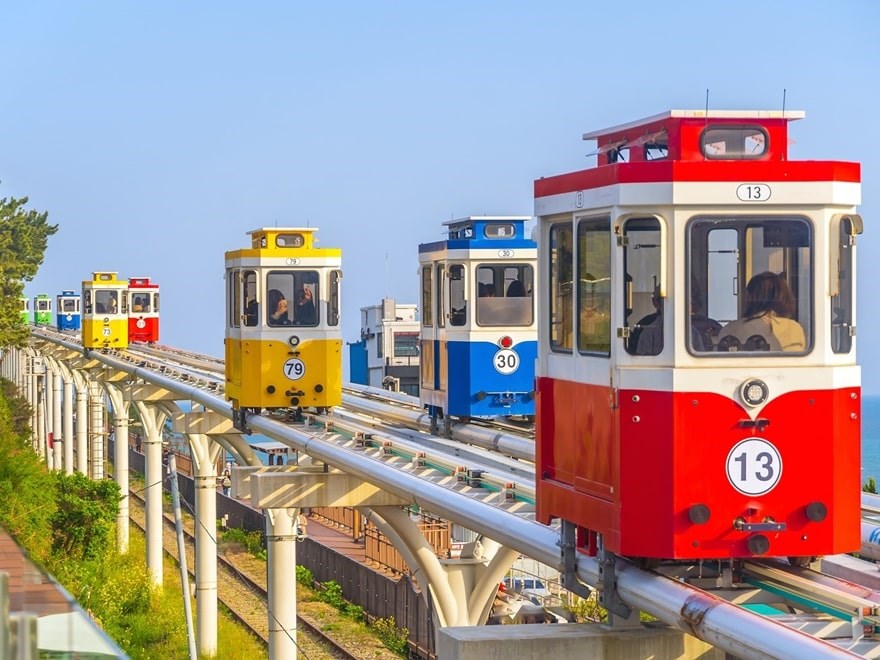 Tàu lửa ven biển Blue railline-Haeundae BeachTrain