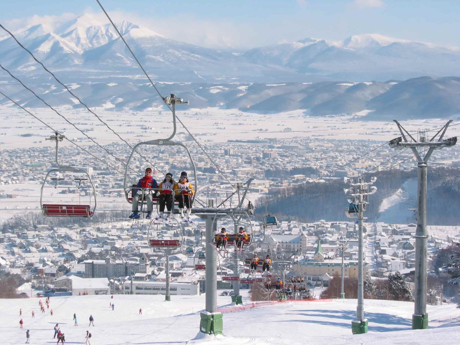 Hokkaido mùa tuyết trắng - nằm trên hòn Hokkaido