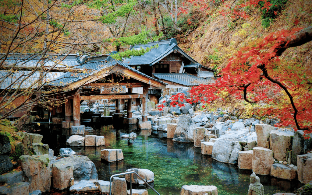 Takaragawa Onsen Osenkaku với các khu suối khoáng nóng ngoài trời 